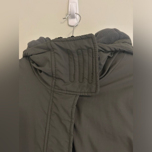 Bench Ladies Winter Jacket - Picture 3 of 11